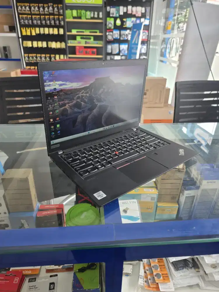 LAPTOP LENOVO THINKPAD I5 GEN10 RAM 16GB SSD 256GB