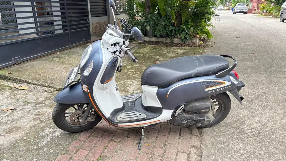SCOOPY 2023 LIKE NEW