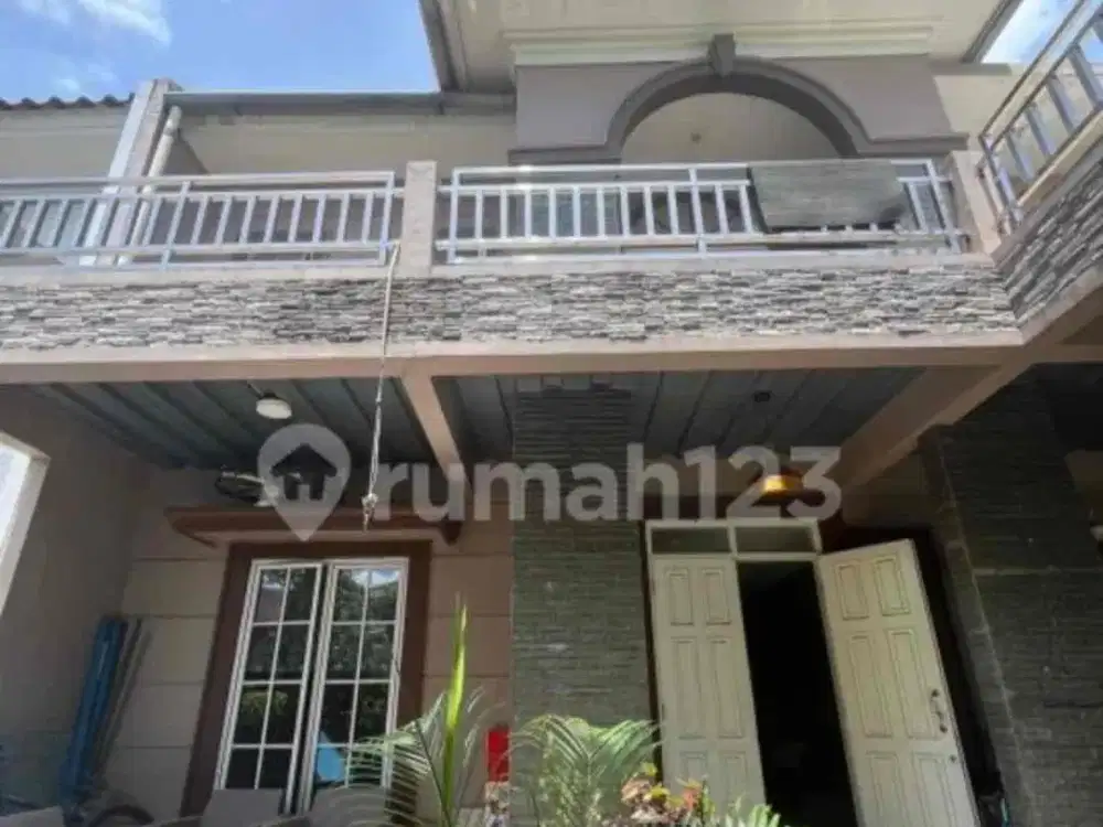 FA010 Dijual rumah di Citra Gran