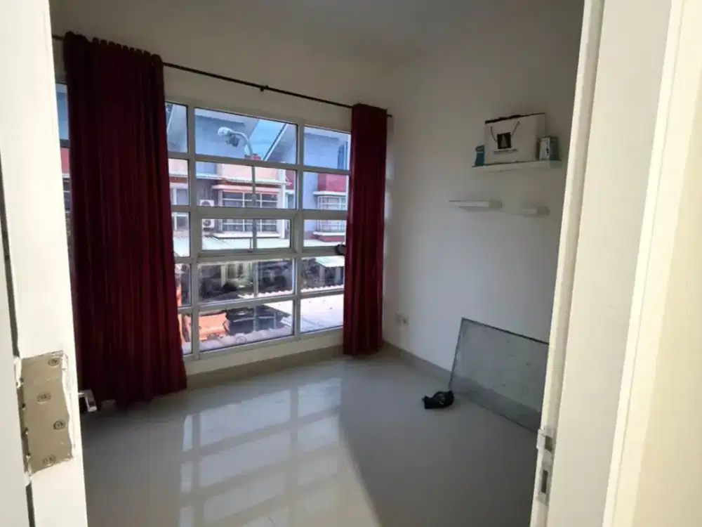 Disewakan Rumah di Milano Gading Serpong