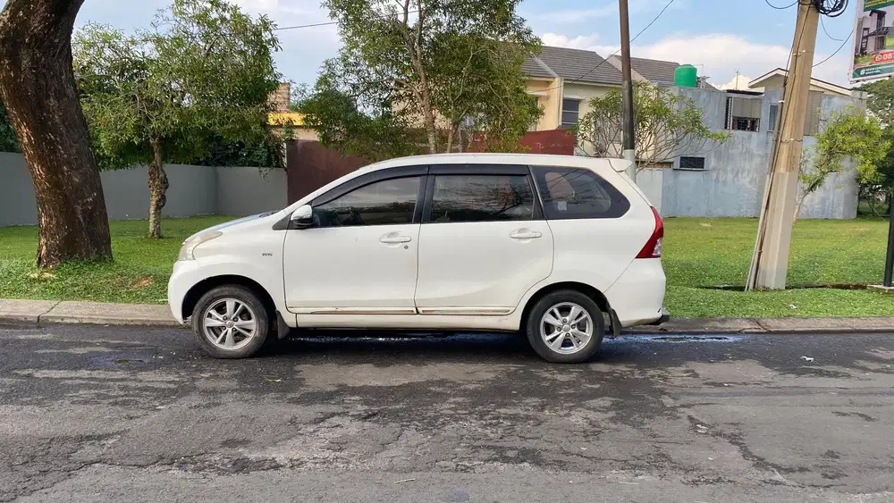 Toyota Avanza 2012 Bensin