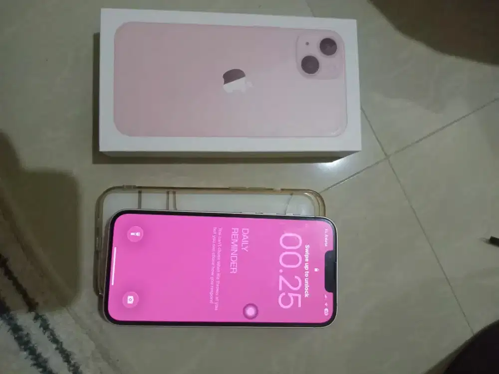 iPhone 13 pink 128 GB Inter