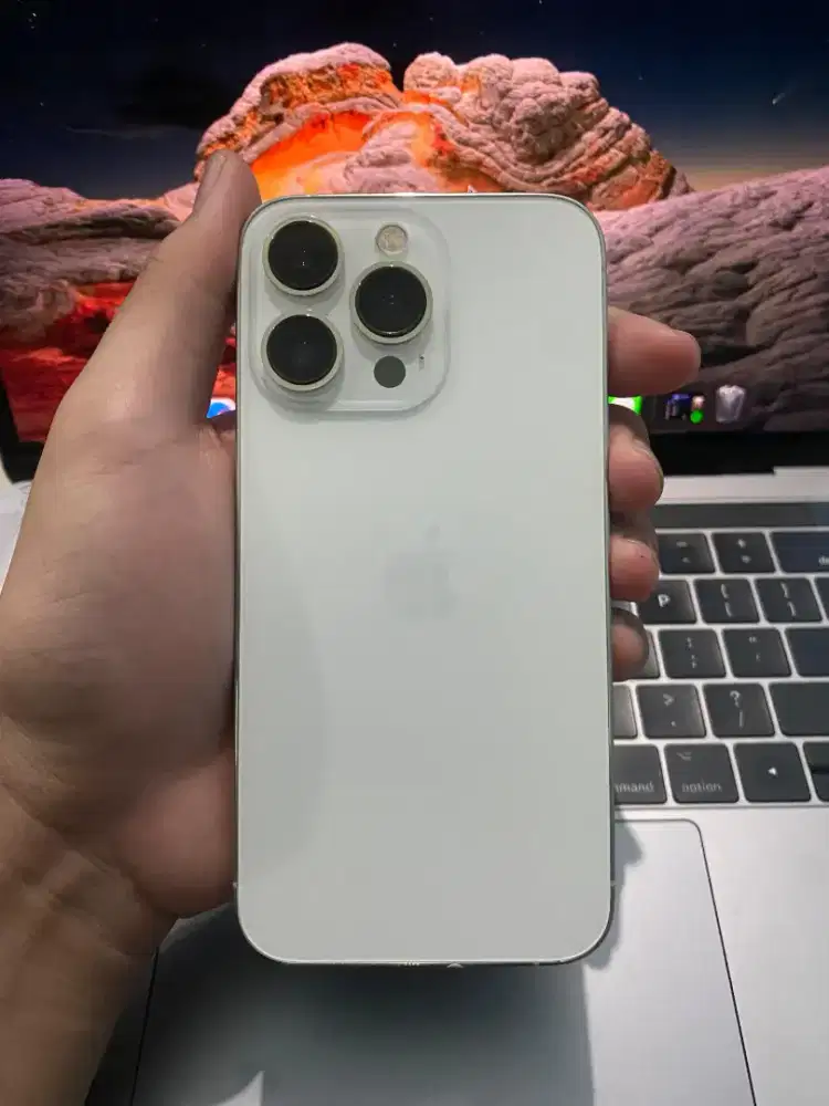 iPhone 13 PRO 256GB White IMEI RESMI BEACUKAI PERMANEN Nota Pajak ada