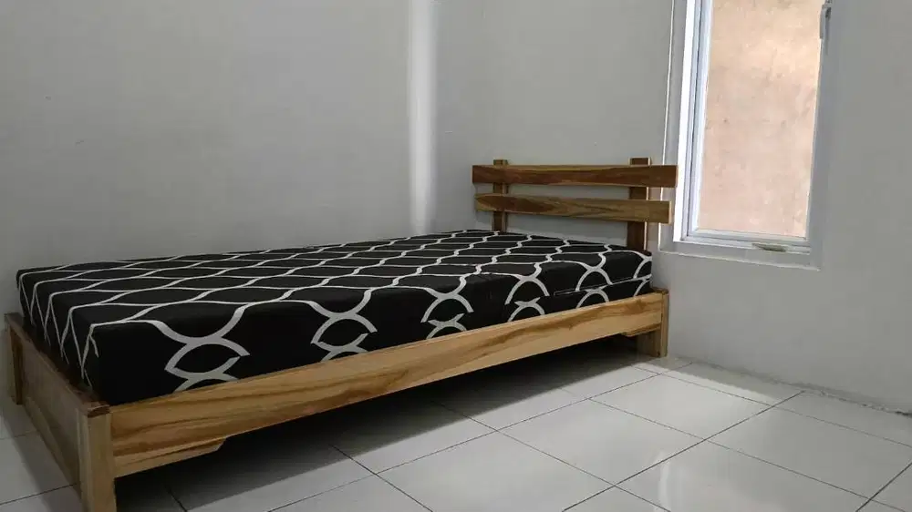 DIJUAL RANJANG JATI DAN KASUR BUSA TEBAL MURAH