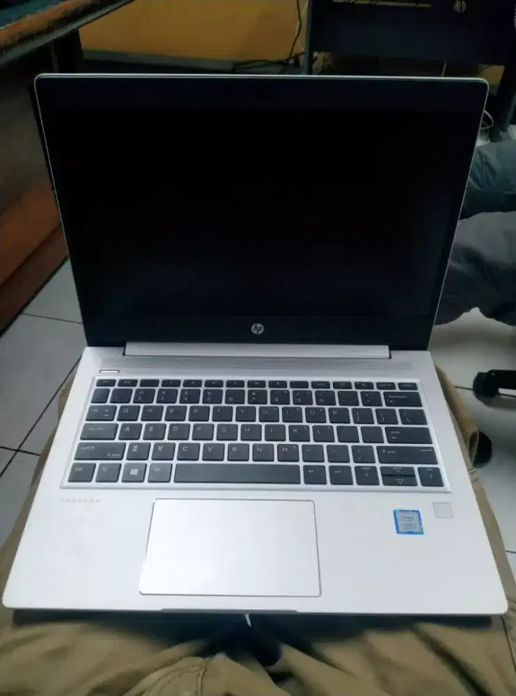 Hp Elitebook 240 G7 mulus istimewa