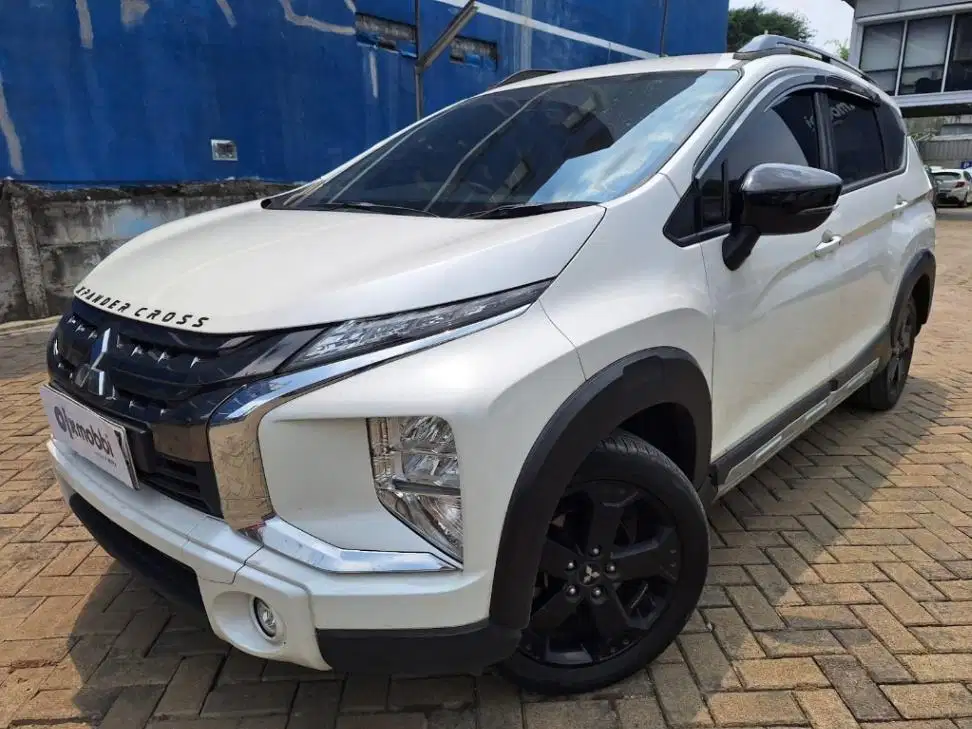 PROMO Mitsubishi Xpander 1.5 Cross Rockford Fosgate Bensin-AT 2021 VOU