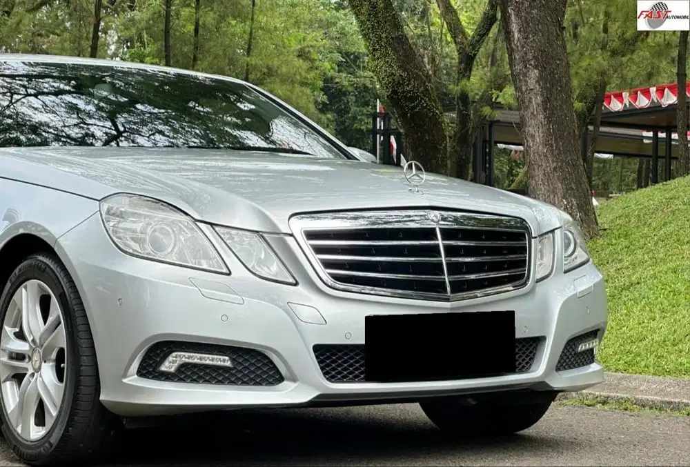 MERCEDES BENZ E250 2010 AVANTGARDE 1.8 AT LOW KM.66RB PAJAK PNJG #F2ST