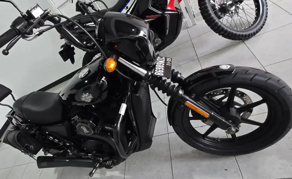 Moge Cruiser Harley Davidson Street 500/XG 500 th 2015 Like New Modif