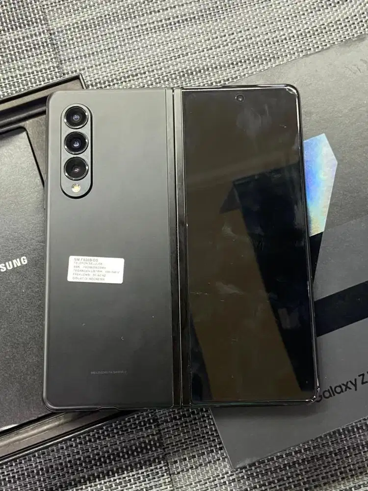 Samsung Z Fold 3 5G 12/256 Sein Fullset
