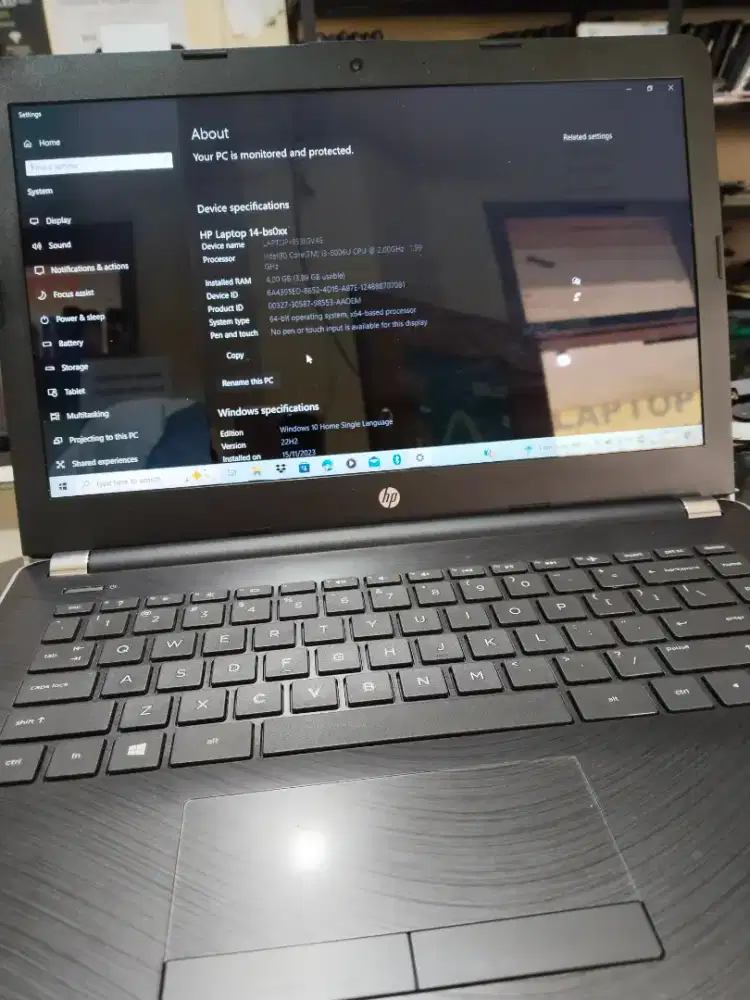 Laptop HP seri 14