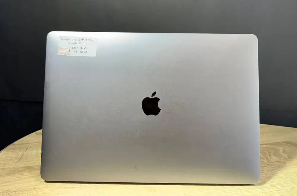 Macbook Pro 2016 Dual VGA Intel Core I7 Ram 16GB SSD 512GB Siap Editin