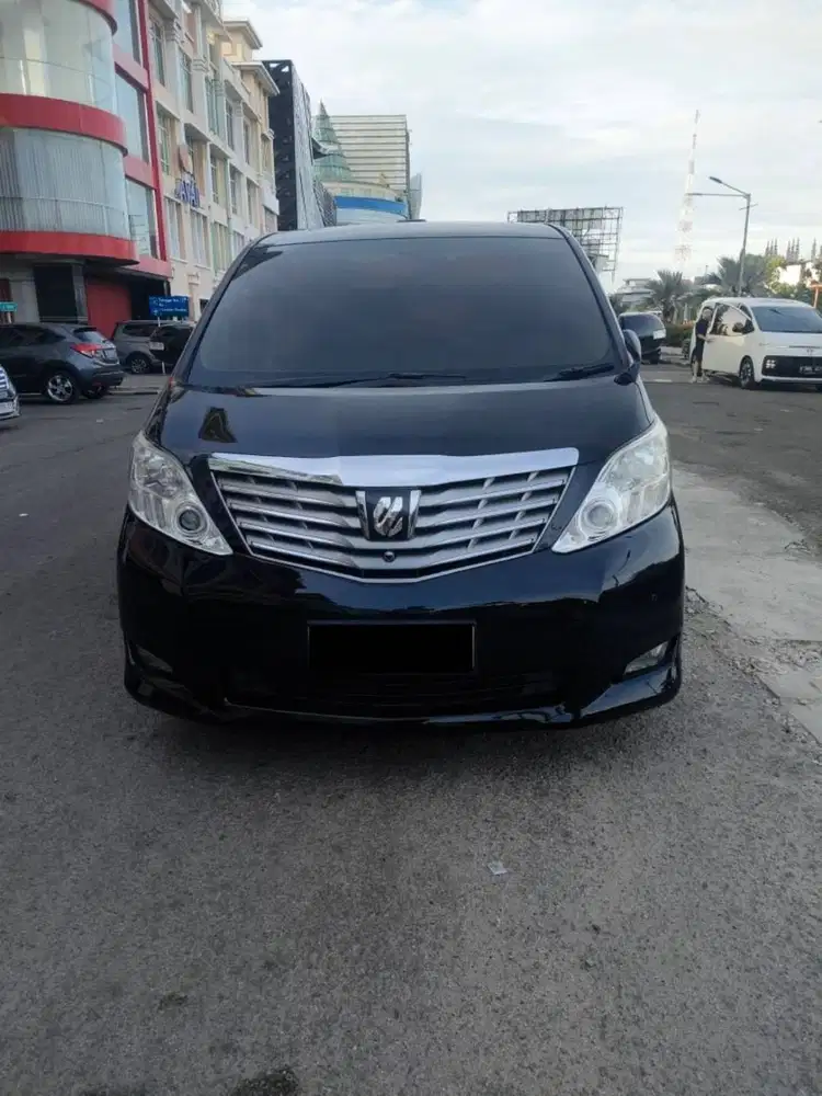 Toyota Alphard 2.4 ScAudio Less Bensin