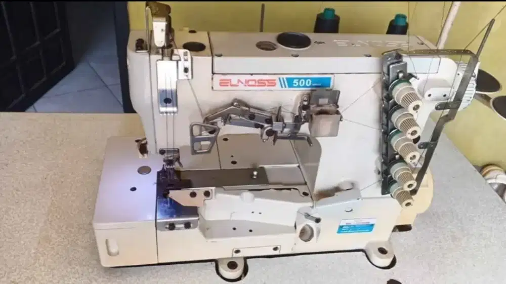 Mesin Jahit Overdeck