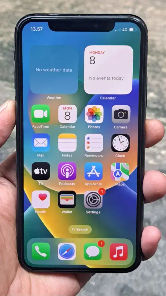 Iphone x 64gb hp charger