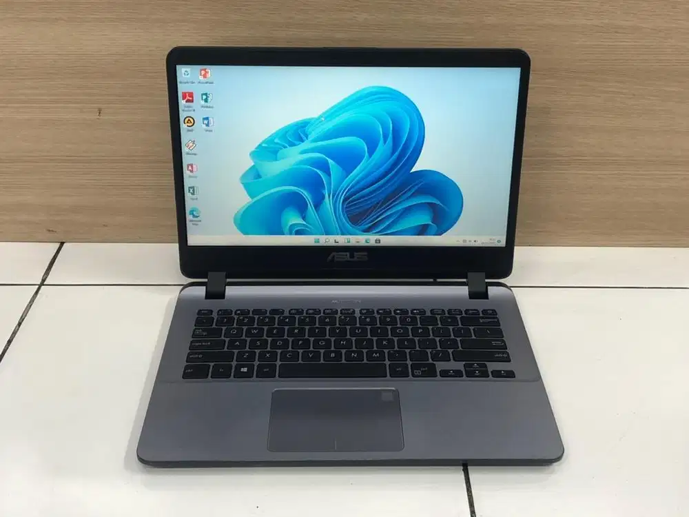 Asus A407M/N4000/8/256Gb