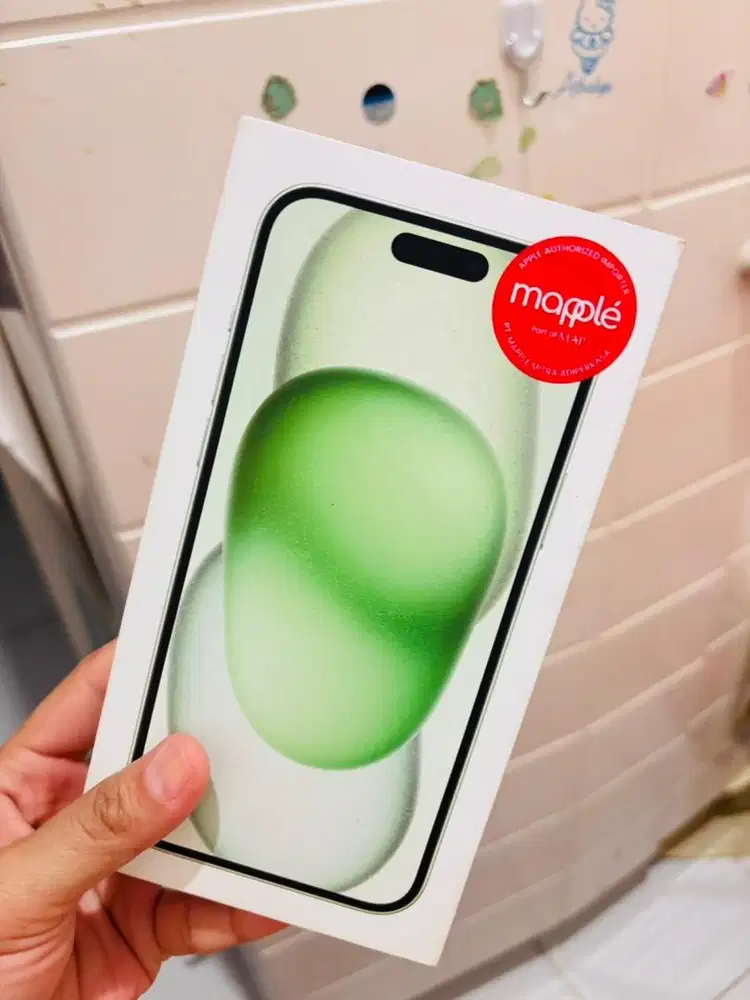 Iphone 15 plue green