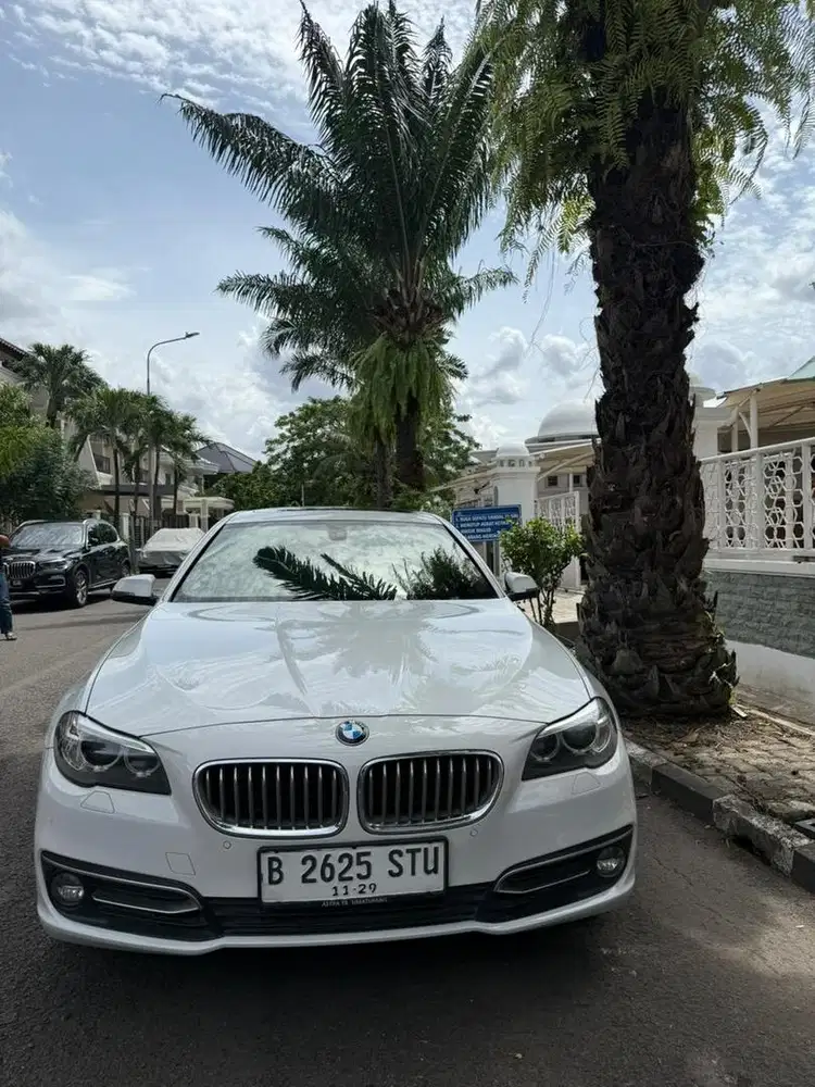 Dijual BMW 520 D 2.0 F10 very good condition