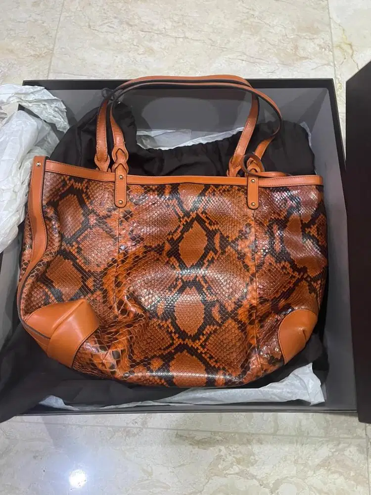 Gucci Phyton Orange Neverfull Type