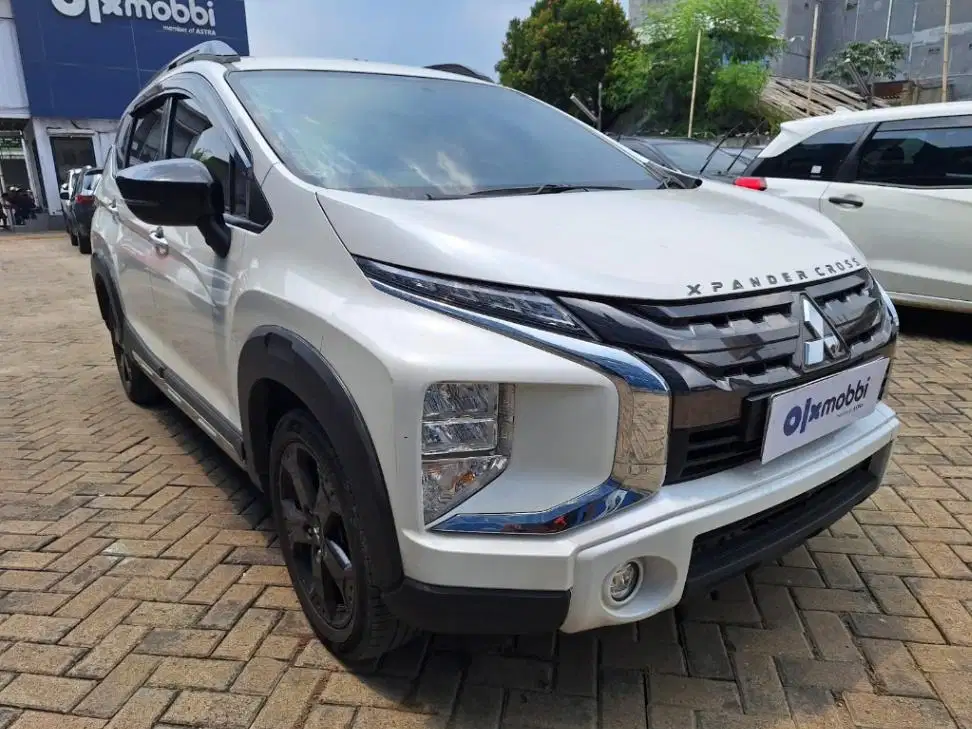 TERMURAH Mitsubishi Xpander 1.5 Cross Rockford Fosgate Bensin-AT 2021