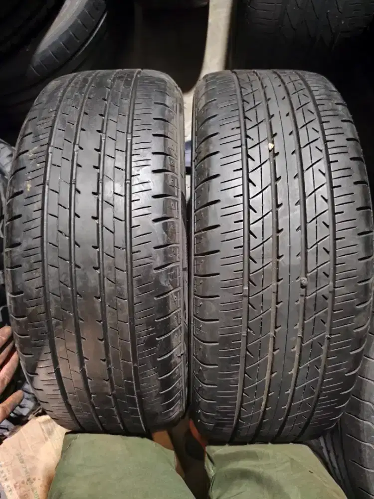 Bridgestone turanza er33 215 55 R17