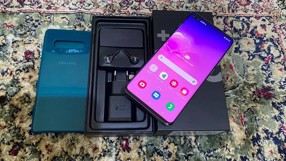 Samsung S10 plus 8/128 Fullset Second Sein