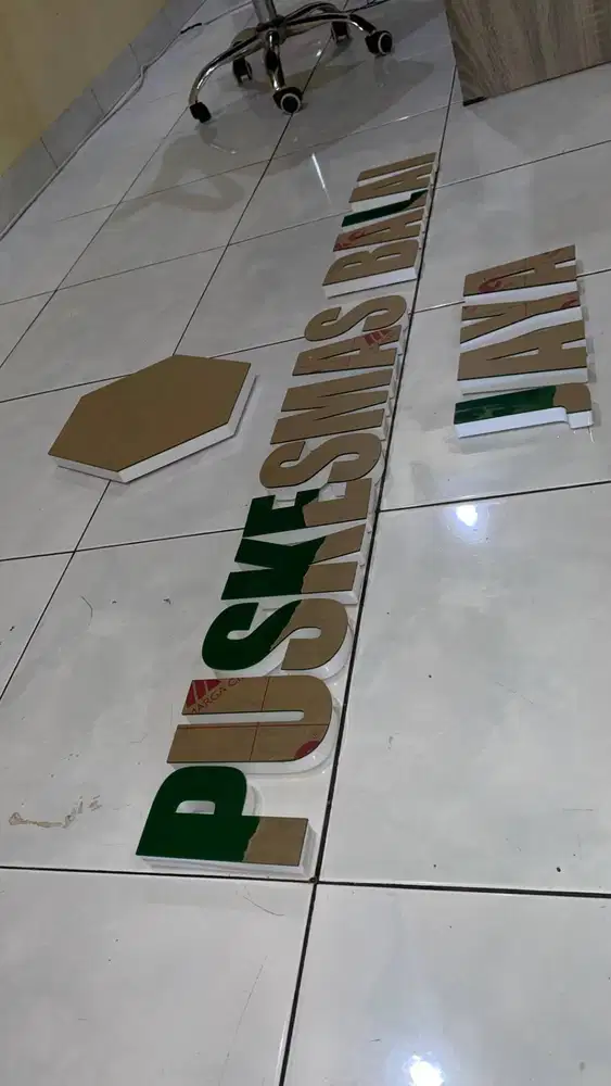 HURUF TIMBUL AKRILIK NON LAMPU