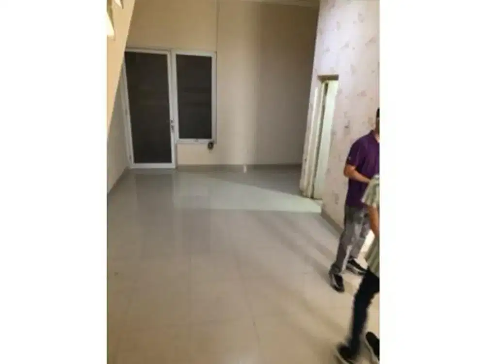 Disewakan Rumah Taman Palem Lestari