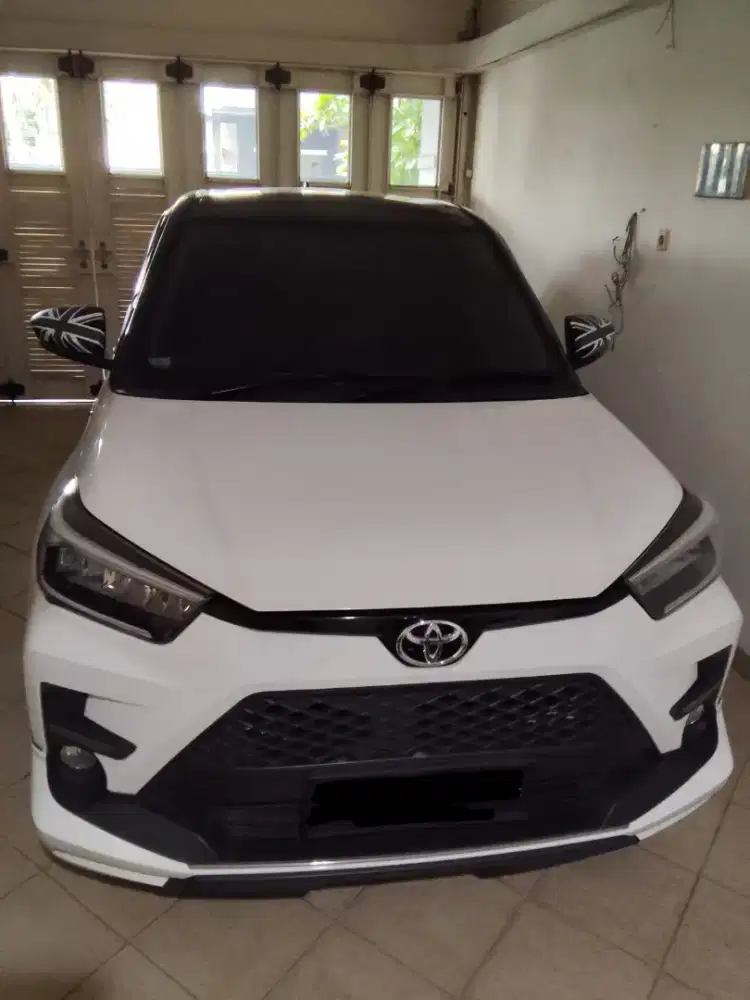 Dijual cepat!  Toyota Raize GR Sport (Turbo) buagus poll dan siap gas.