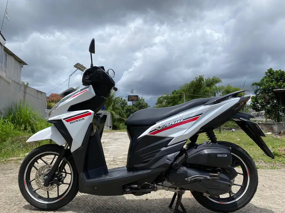 58@:DP:870,RB B TANGKOT VARIO125 CBS ISS