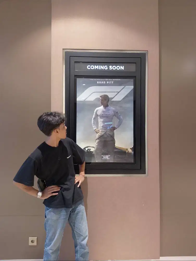 mencari lowongan pekerjaan