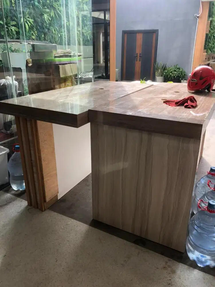 Meja Bar Coffee Shop