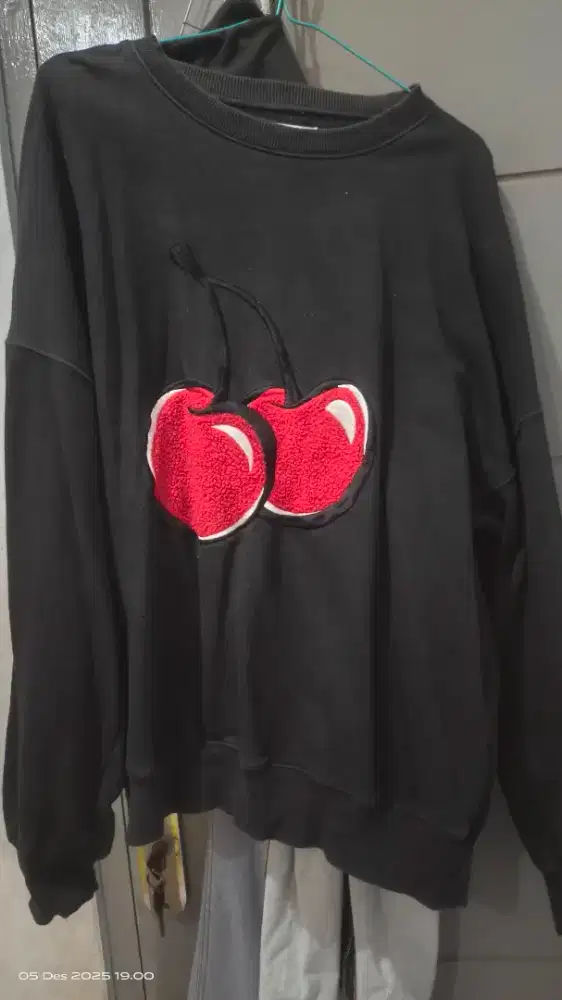 Crewneck Kirsh size 1