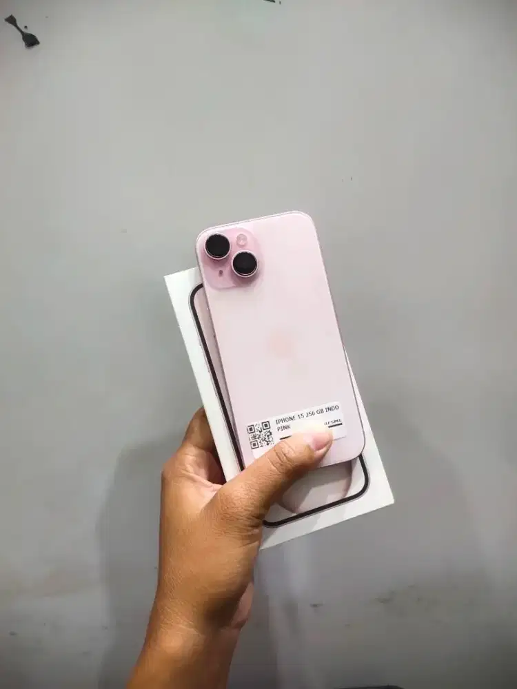 IPHONE 15 256 SECOND IBOX FULLSET