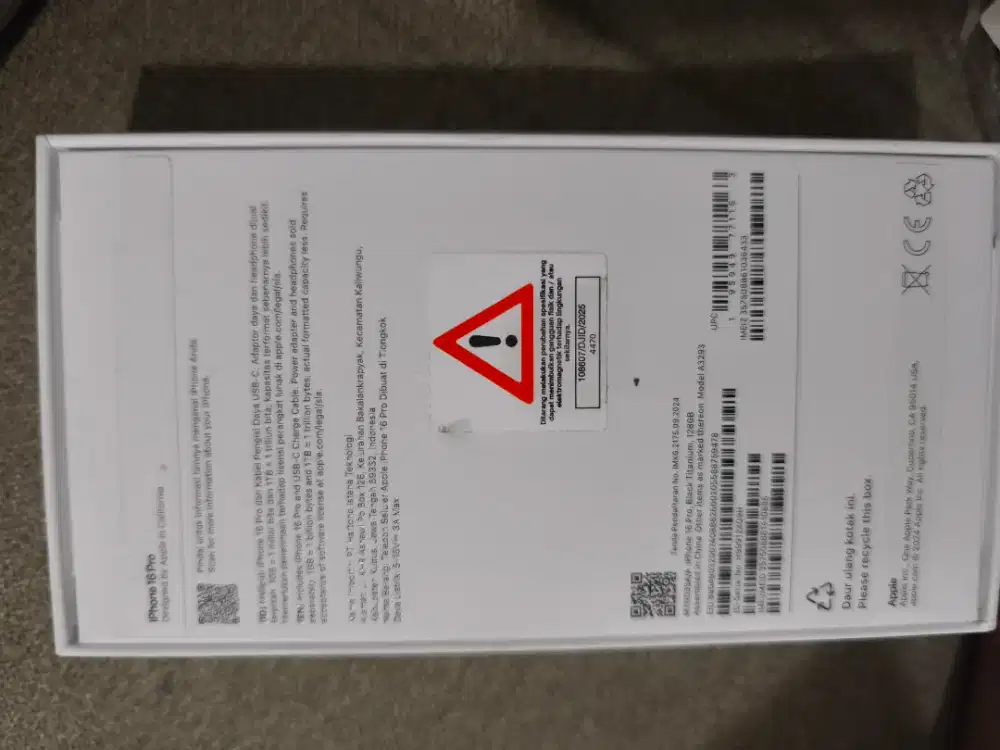 Iphone 16 pro 128 titanium black