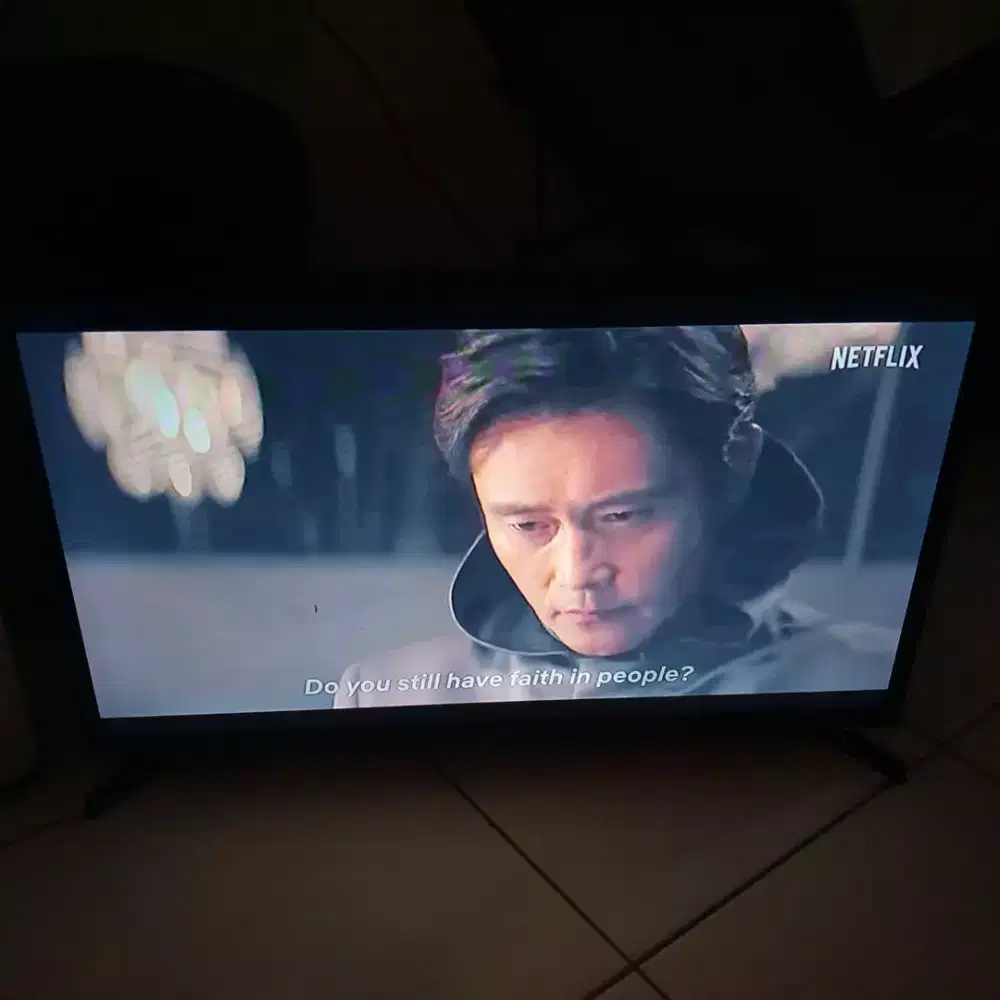 Tv smart 32in nyala normal