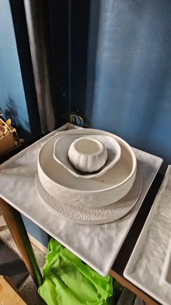 DIJUAL MURAH PIRING MANGKOK GELAS CAFE RESTORAN