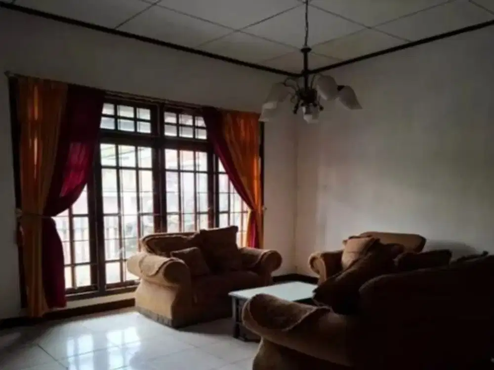 Rumah Investasi di Tangerang Komplek Karang Mulya