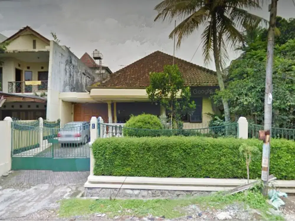 Rumah Luas Strategis Sayap Surapati Dekat Gasibu & UNPAD Dipatiukur Hot Deal