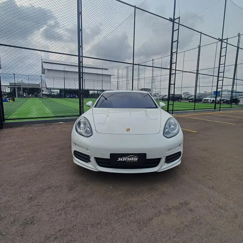 Porsche Panamera 2014 Bensin
