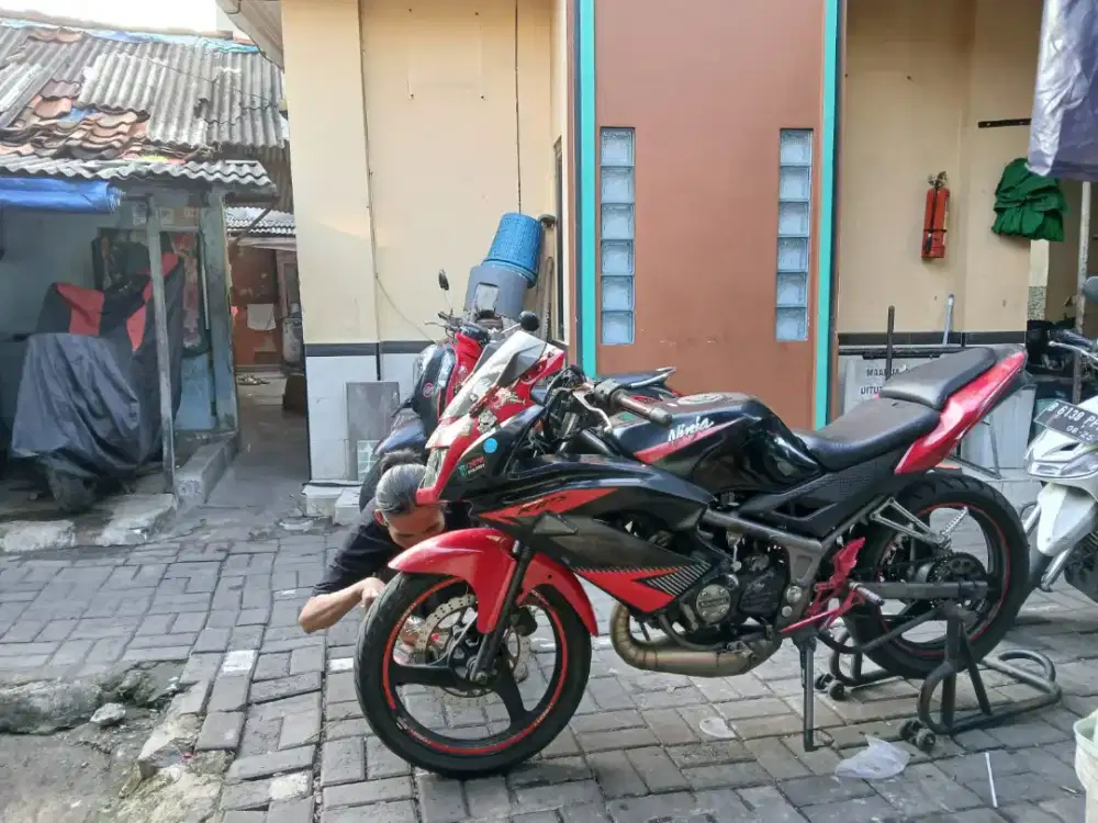 Jual motor secon