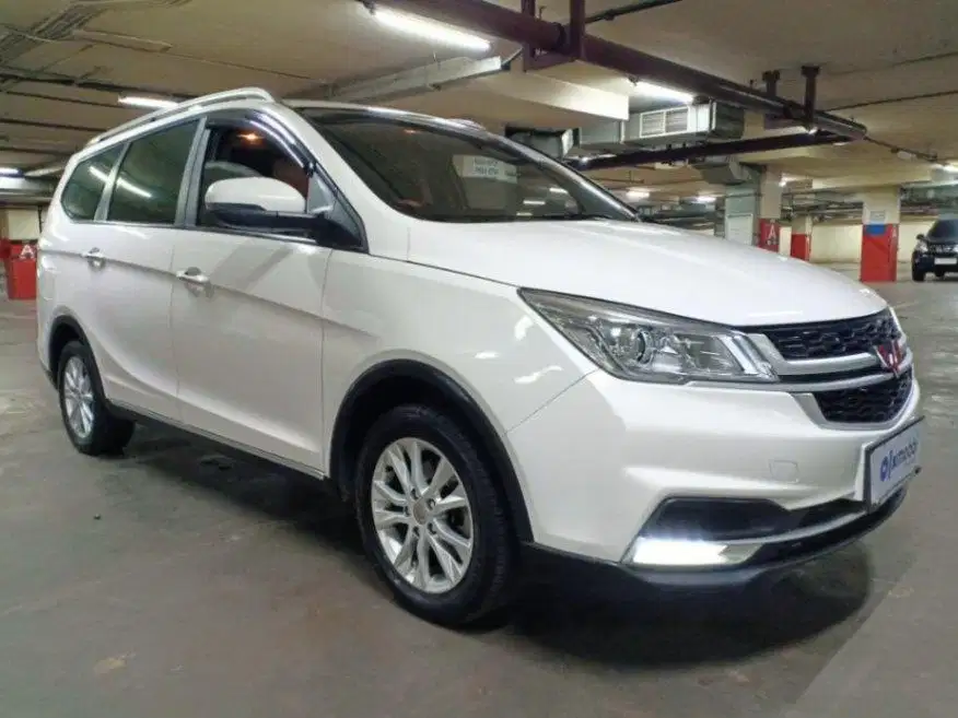 MOBIL PILIHAN Wuling Cortez 1.5S T Lux+ Bensin-AT 2021 VVE B