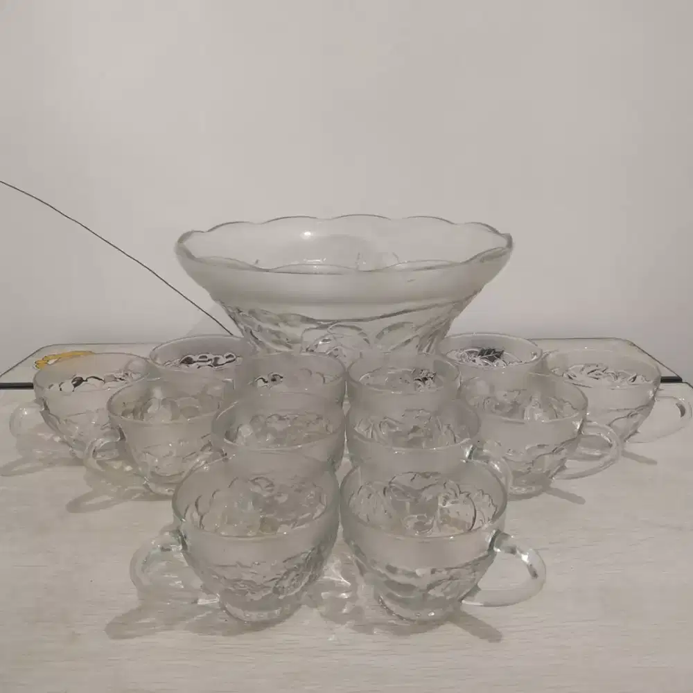 Set Mangkuk Besar Punch Bowl Mangkok Kaca Cangkir Gelas Motif Vintage