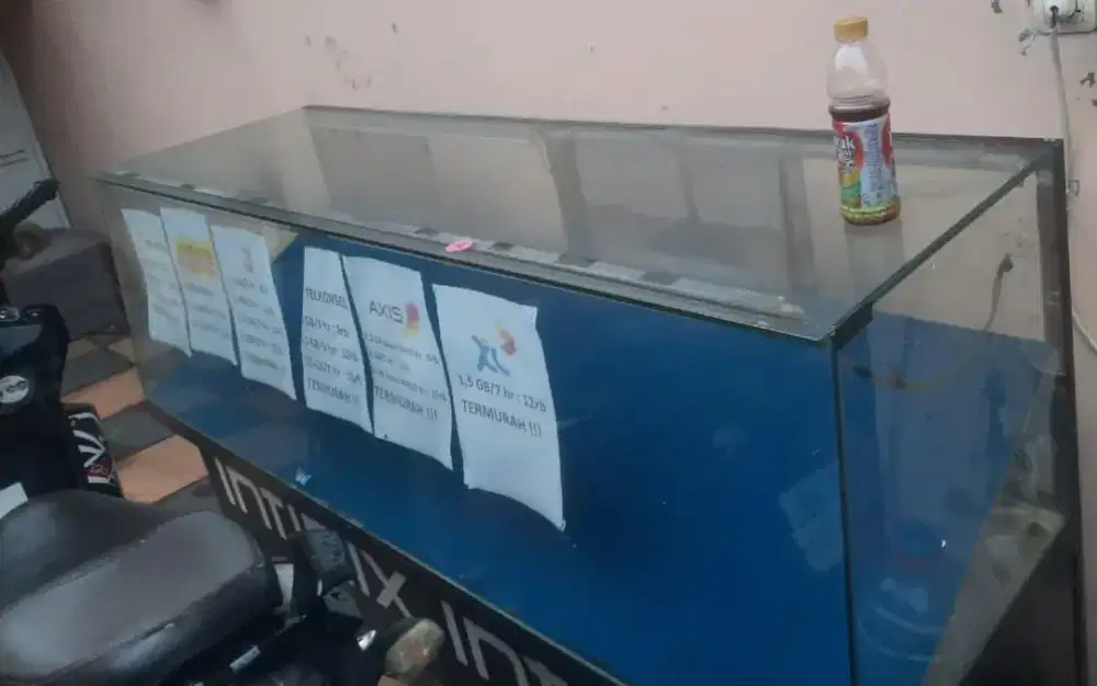 Di jual cepat etalase counter