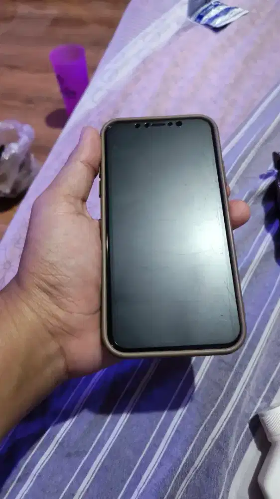 Iphone 11 64gb hitam eks ibox