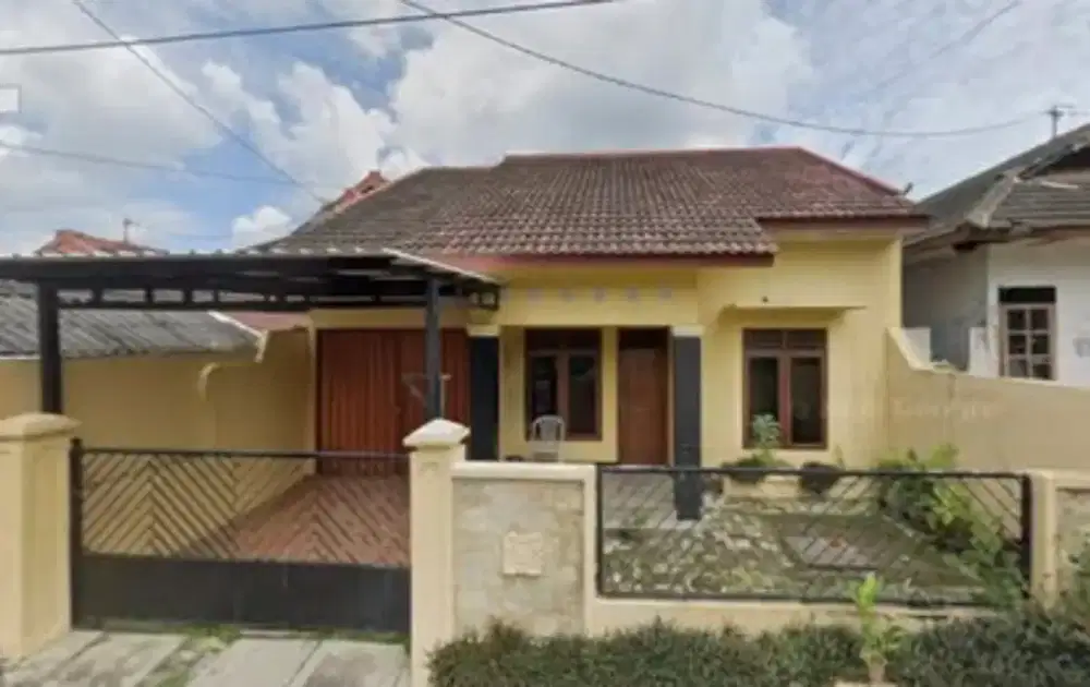 Dijual Rumah Villa Aster / Srondol Asri