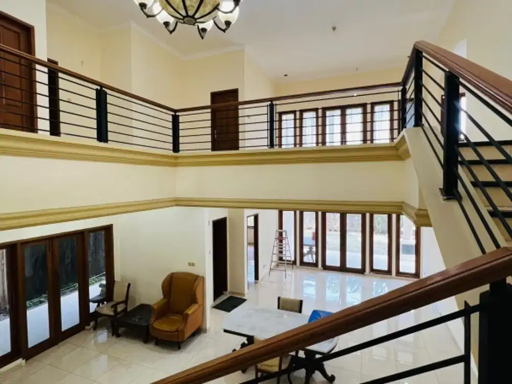 Disewakan Rumah Mewah di Taman Yasmin Bogor