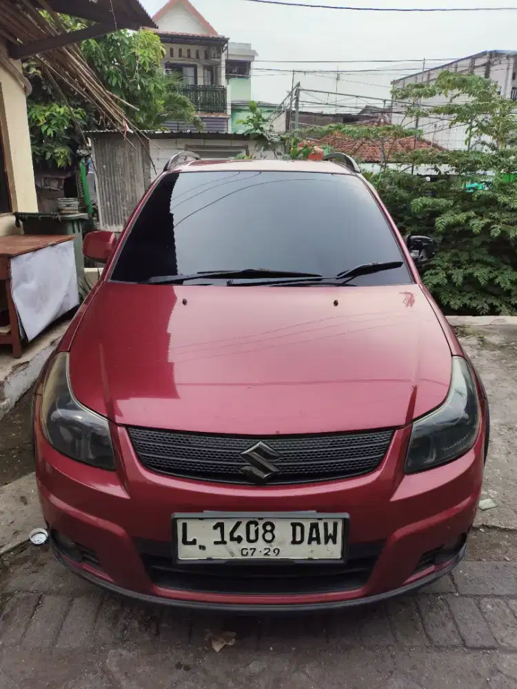 Suzuki SX4 / X-Over 2009 Candy Red
