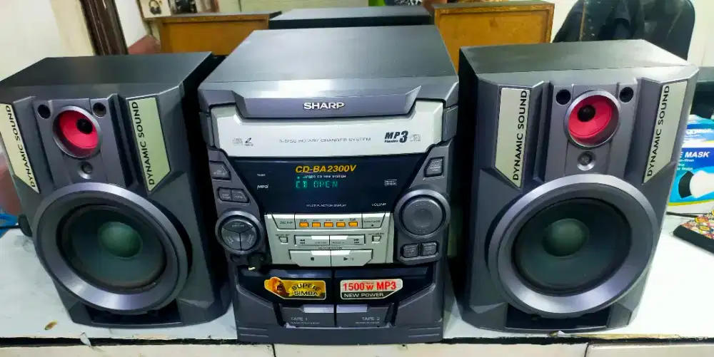 Speaker tape combo sharp