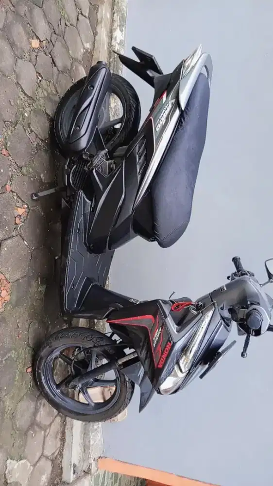 Dijual motor bekas Vario Tecno tahun 2010