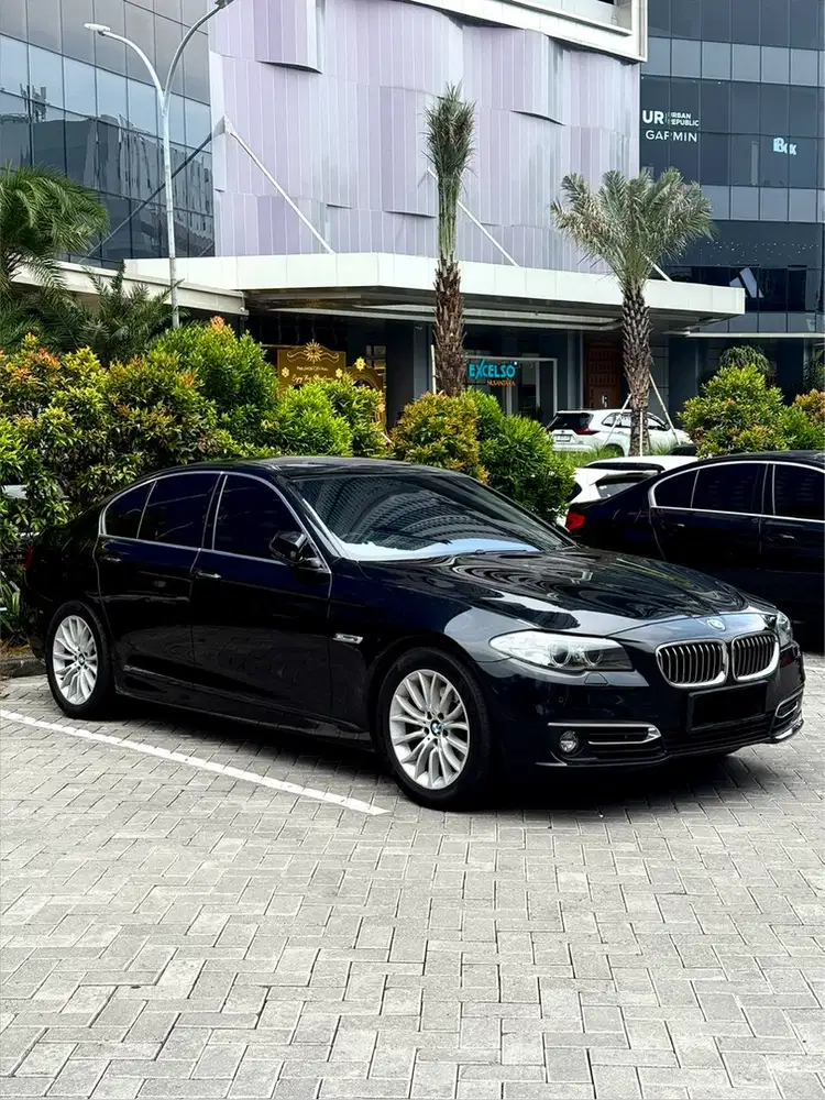 BMW 528i Luxury F10 LCI 2016